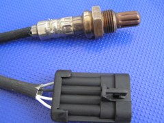 高品质汽车接插件 乐清市康元汽车电器厂助力汽摩配件行业升级